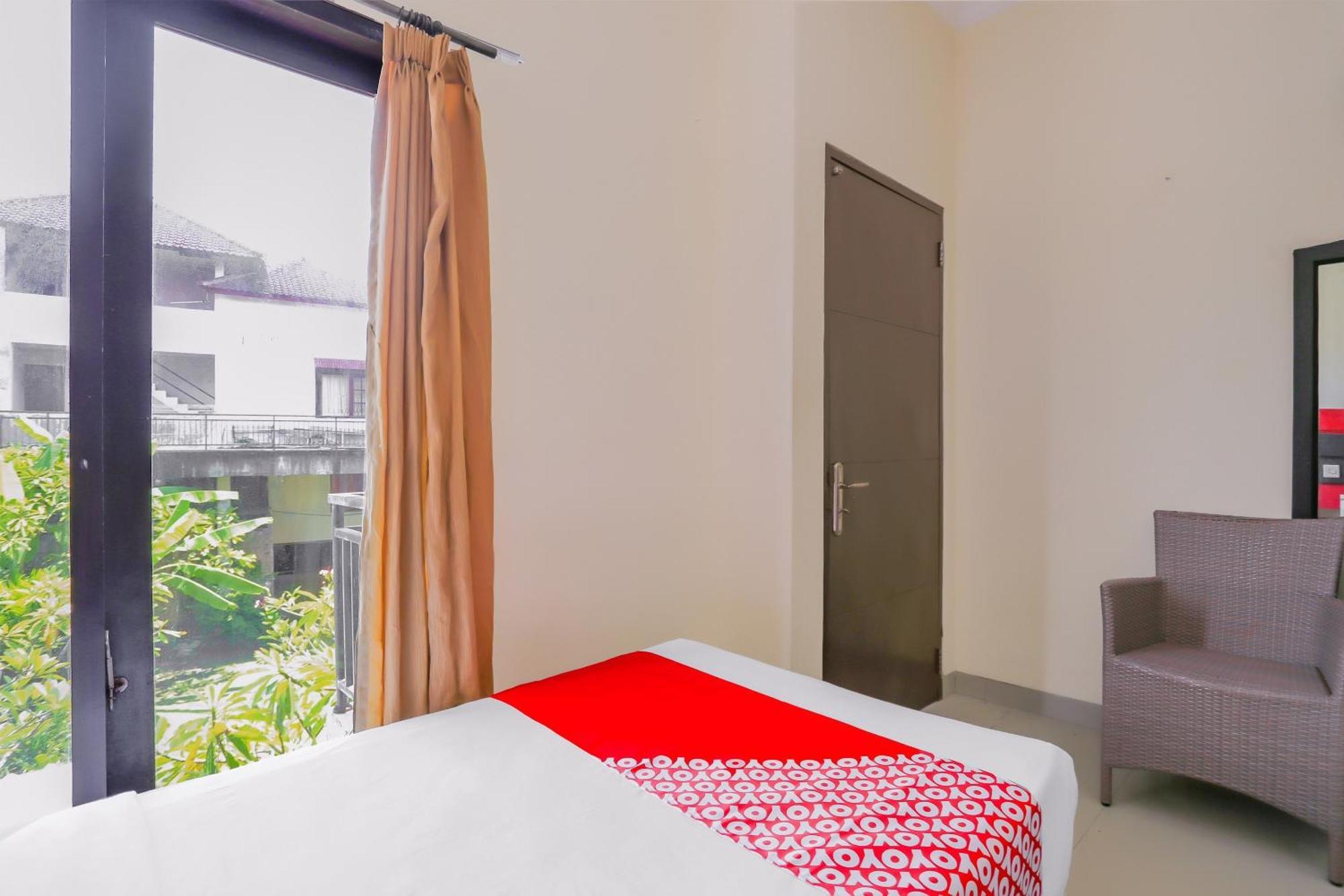 Oyo 4012 Ari Beach Inn Kuta Lombok Eksteriør billede